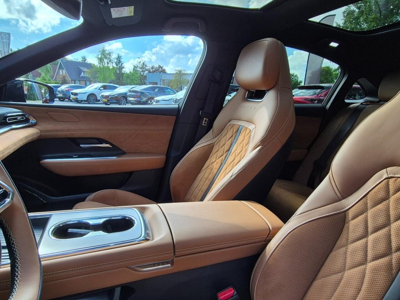 Mazda 6 TAKUMI PLUS Long Range 80 kWh 552km / â¬2000 Introductievoordeel/ DEMO