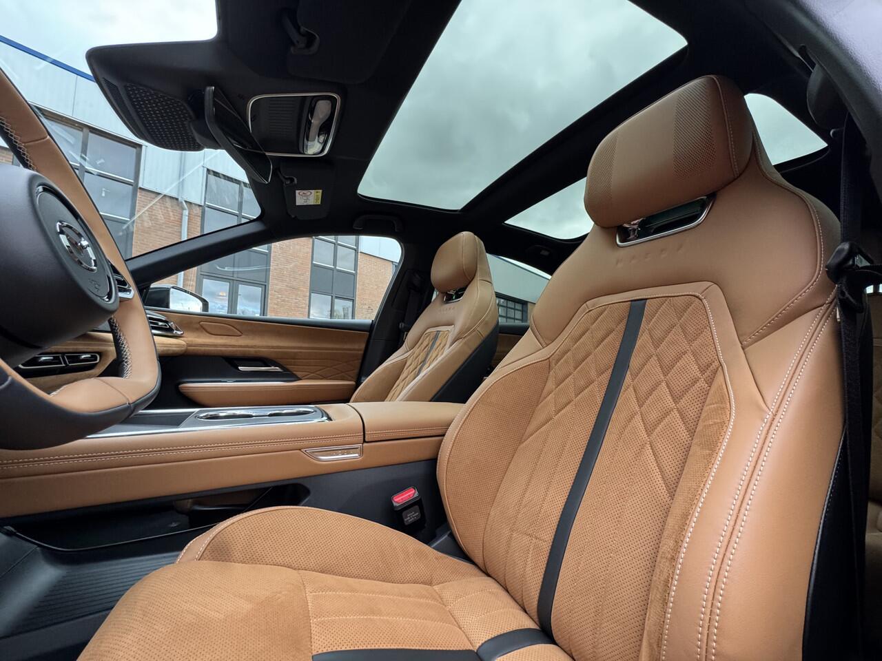 Mazda 6 6e Takumi Plus Long Range 80 kWh | NAVI | PANORAMADAK | 19 INCH LMV | 17% BIJTELLING WINTERPAKKET | 360 CAMERA | FULL LED