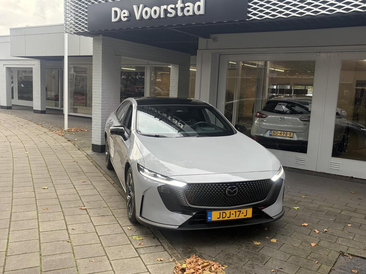 Mazda 6 6e Takumi 68.8 kWh | 258 PK | 165 KW snel laden | 17% bijtelling | BTW auto | betreft DEMO | direct beschikbaar