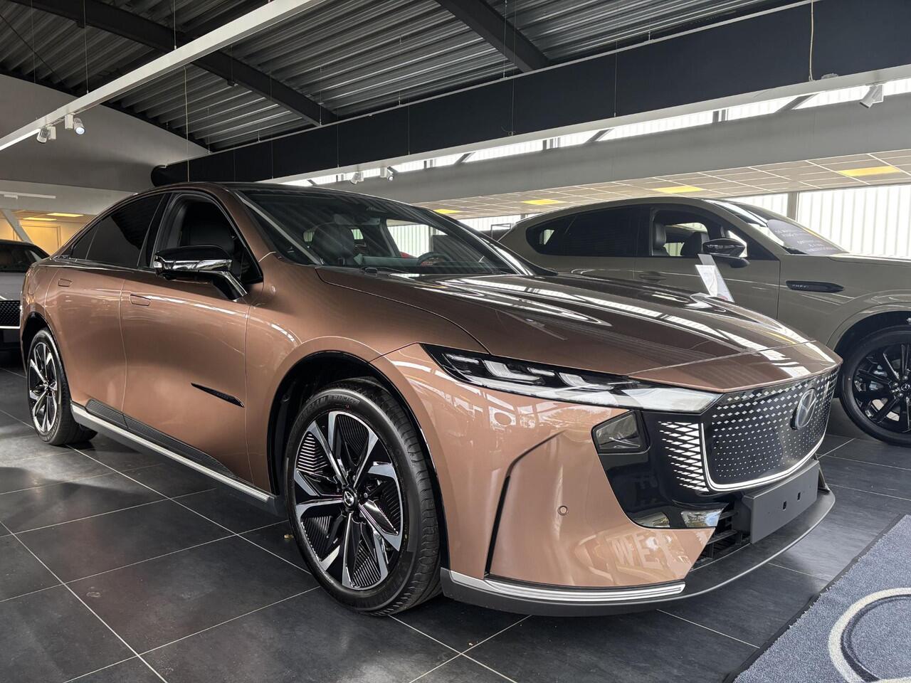 Mazda 6 6e Takumi 68.8 kWh Leverbaar uit voorraad bijtelling 17% registeren 2025/ Diverse kleuren beschikbaar!