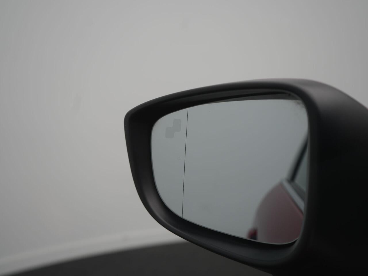 Mazda 6 2.5 SkyActiv-G 194 Signature - Occasion Lease vanaf ¤664 p/m - RIJKLAARPRIJS - 194 pk! - Automaat - Adaptieve Cruise Control - Rondomzicht Camera - Apple Carplay - Android Auto - Bose Audio - Head-Up Display - Elektrisch schuif- kanteldak