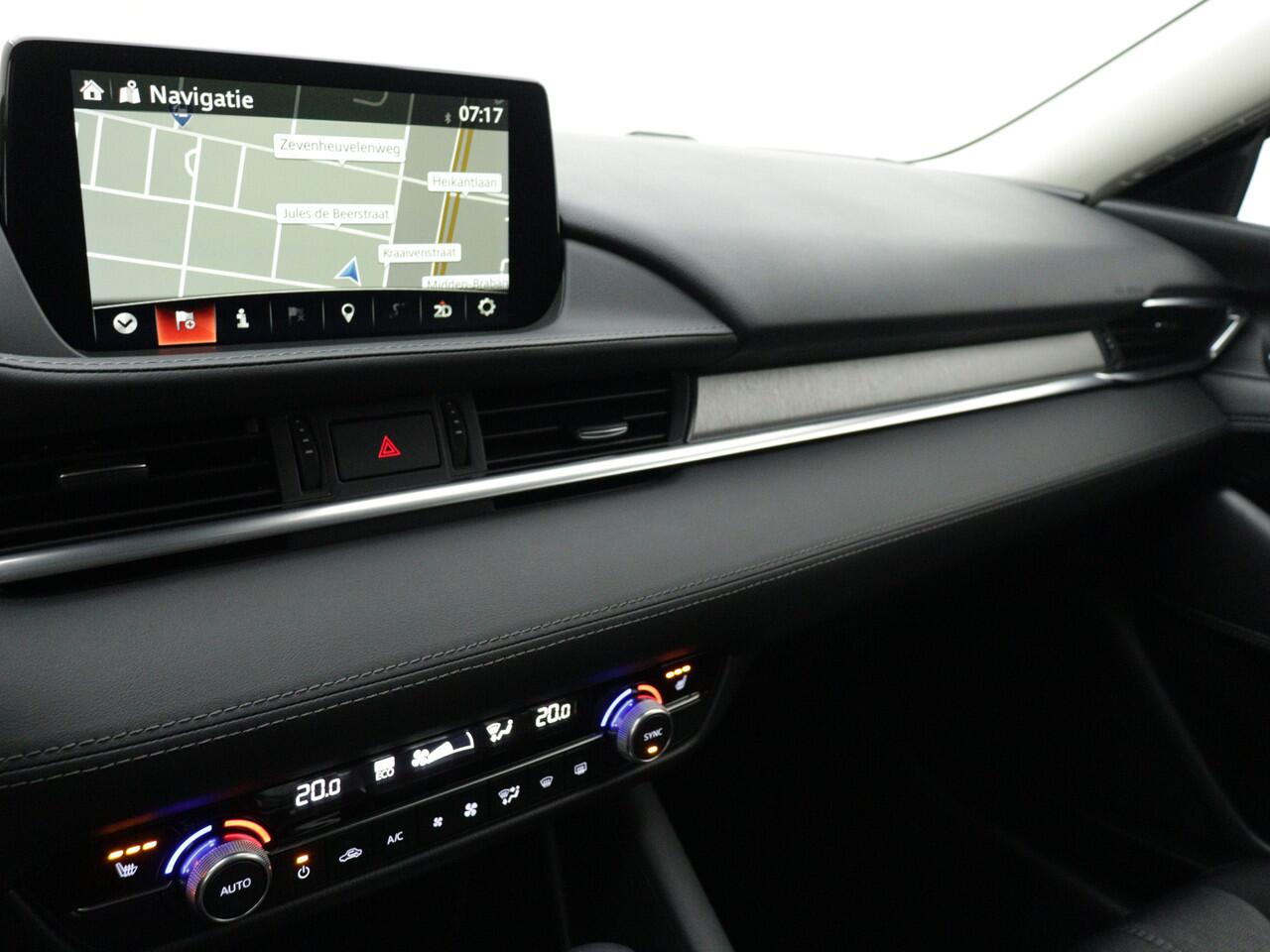 Mazda 6 Sportbreak 2.0 SkyActiv-G 165 Centre-Line | Stoelverwarming | camera | Navigatie |