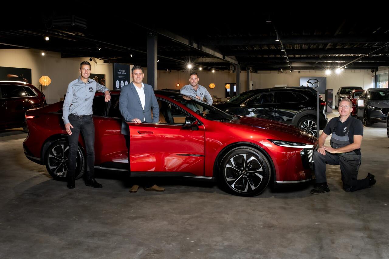 Mazda 6 6e NU V.A ¤ 299,- PER MAAND! *TAKUMI Long Range 80 kWh ZWART LEDER INTERIEUR | 360 CAMERA | PANORAMADAK | 19 INCH LMV NU V.A. ¤ 299,- PER MAAND! *