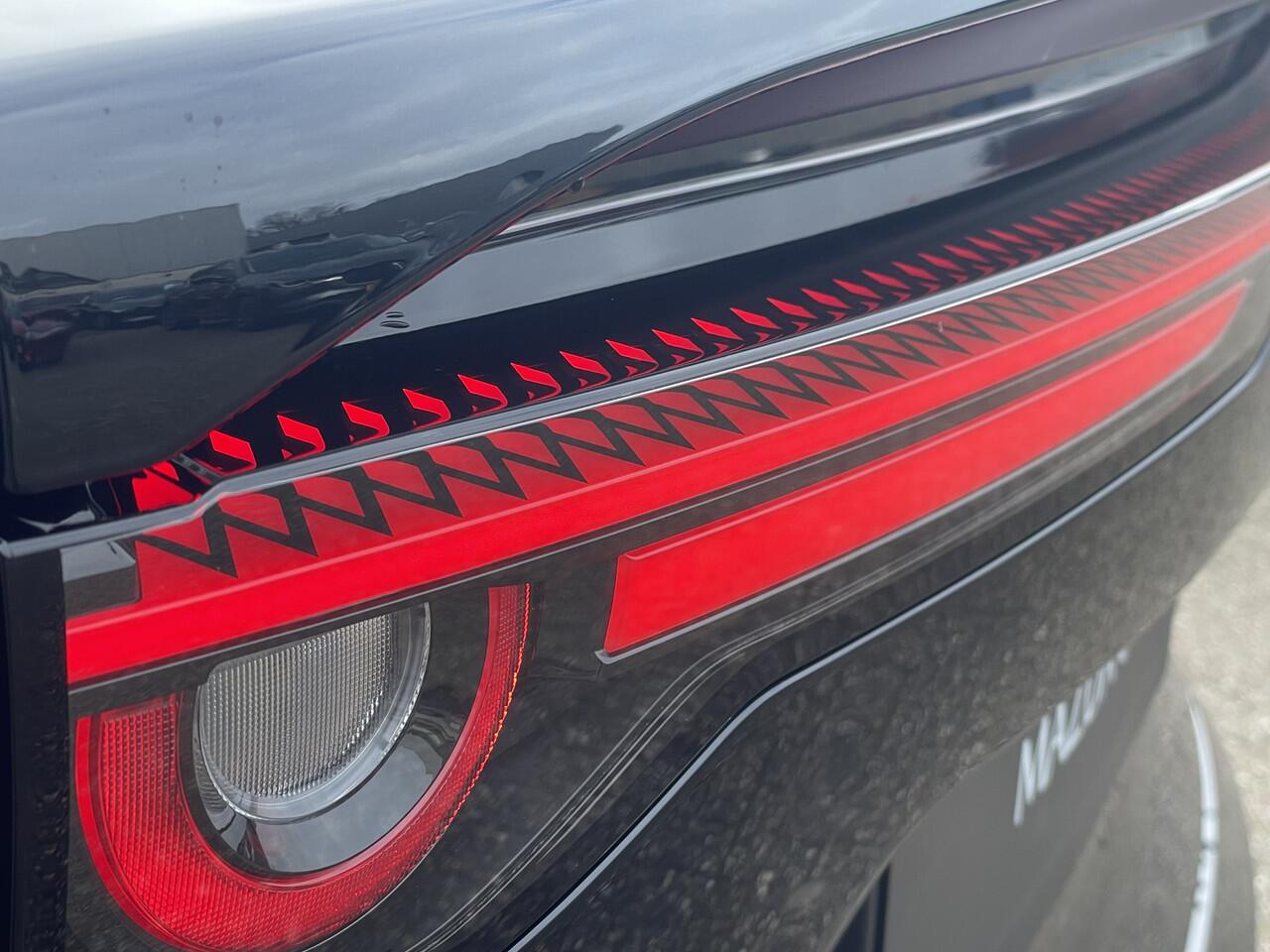 Mazda 6 6e NU V.A ¤ 299,- PER MAAND! *Takumi Plus Long Range 80 kWh NAVIGATIE | PANORAMA DAK | 19 INCH LMV | RONDOMZICHT CAMERA | WINTERPAKKET NU V.A. ¤ 299,- PER MAAND! *