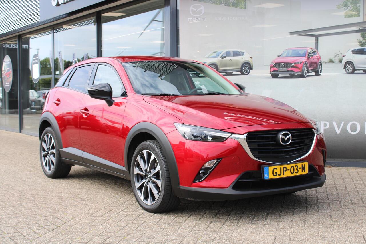 Mazda CX-3 2.0 SkyActiv-G 121 Luxury , Automaar, Trekhaak, Camera, Navi, Apple Carplay, Android Auto, Stoelverwarming, Cruise, LKA, PDC, LMV 18 Inch, Wit Leder