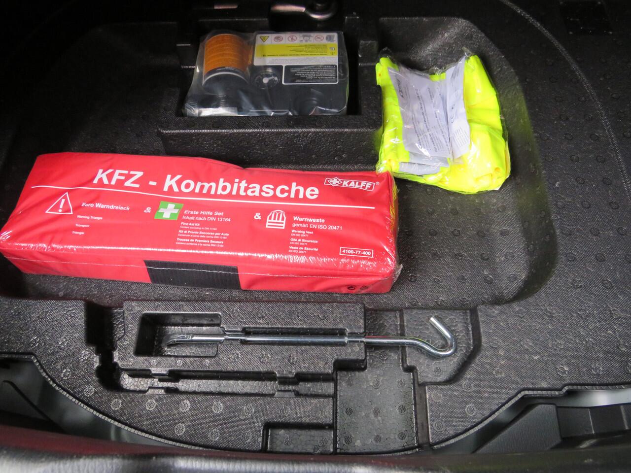 Mazda CX-3 2.0 SkyActiv-G 121-PK| Luxury| Automaat| | Clima-Airco | Android Auto | Parkeercamera | Incl. BOVAG Garantie | Stoelverwarming | DAB+ |