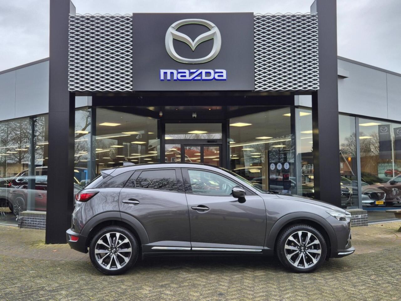 Mazda CX-3 SKYACTIV-G 2.0 120 6MT GT-M Line / Carplay