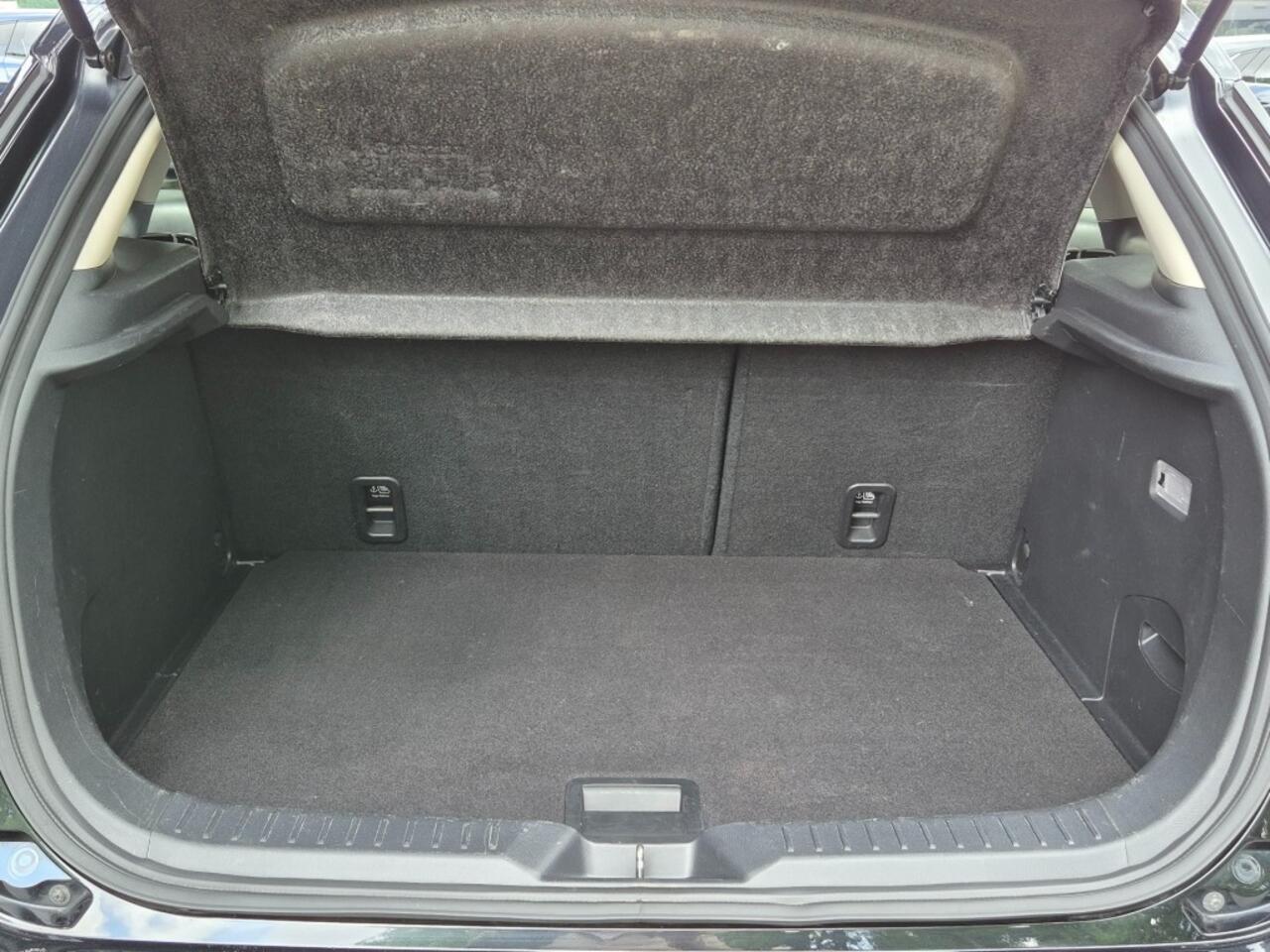 Mazda CX-3 SKYACTIV-G 120 2.0 6AT GT-LUXURY