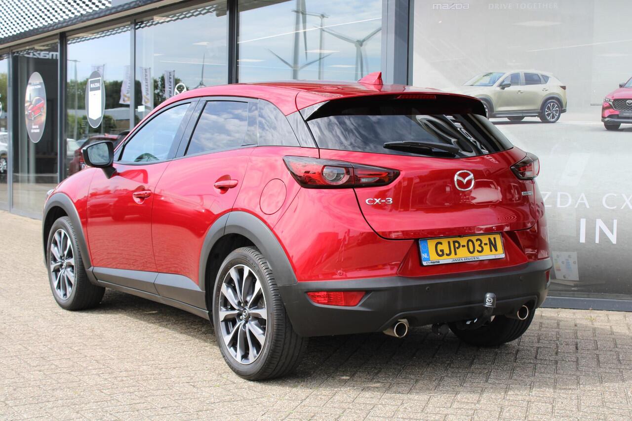 Mazda CX-3 2.0 SkyActiv-G 121 Luxury , Automaar, Trekhaak, Camera, Navi, Apple Carplay, Android Auto, Stoelverwarming, Cruise, LKA, PDC, LMV 18 Inch, Wit Leder