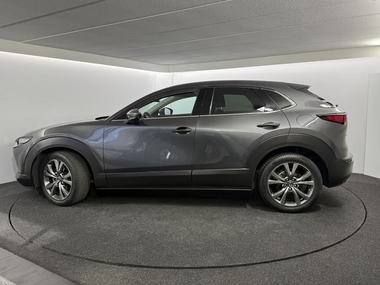 Mazda CX-30 2.0 e-SkyActiv-X M Hybrid Luxury / NL auto / Voll. historie / Leder / Navi / Bose