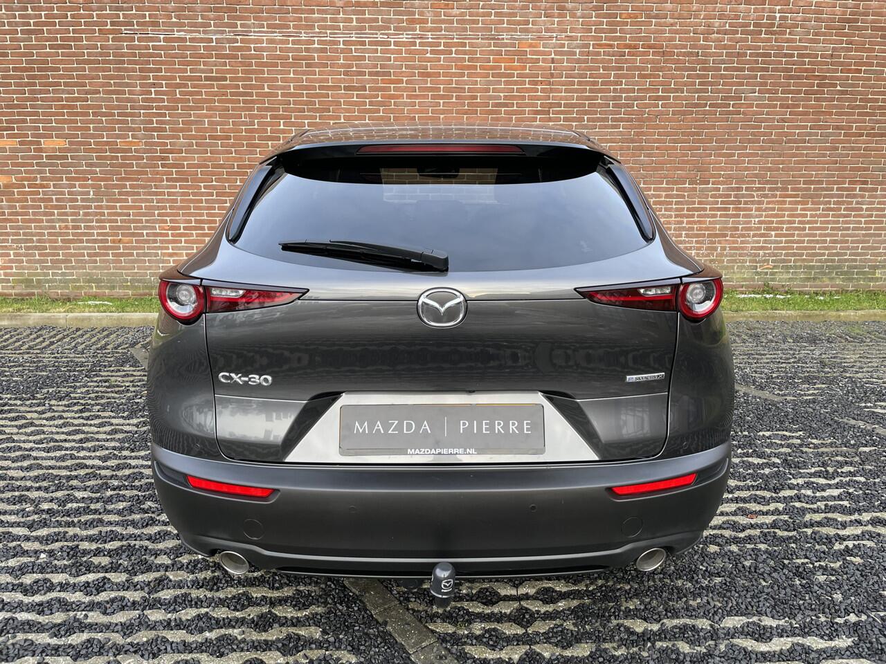 Mazda CX-30 2.0 e-SkyActiv-X 186 M Hybrid Luxury | AUTOMAAT | TREKHAAK | LEDER | BOSE |