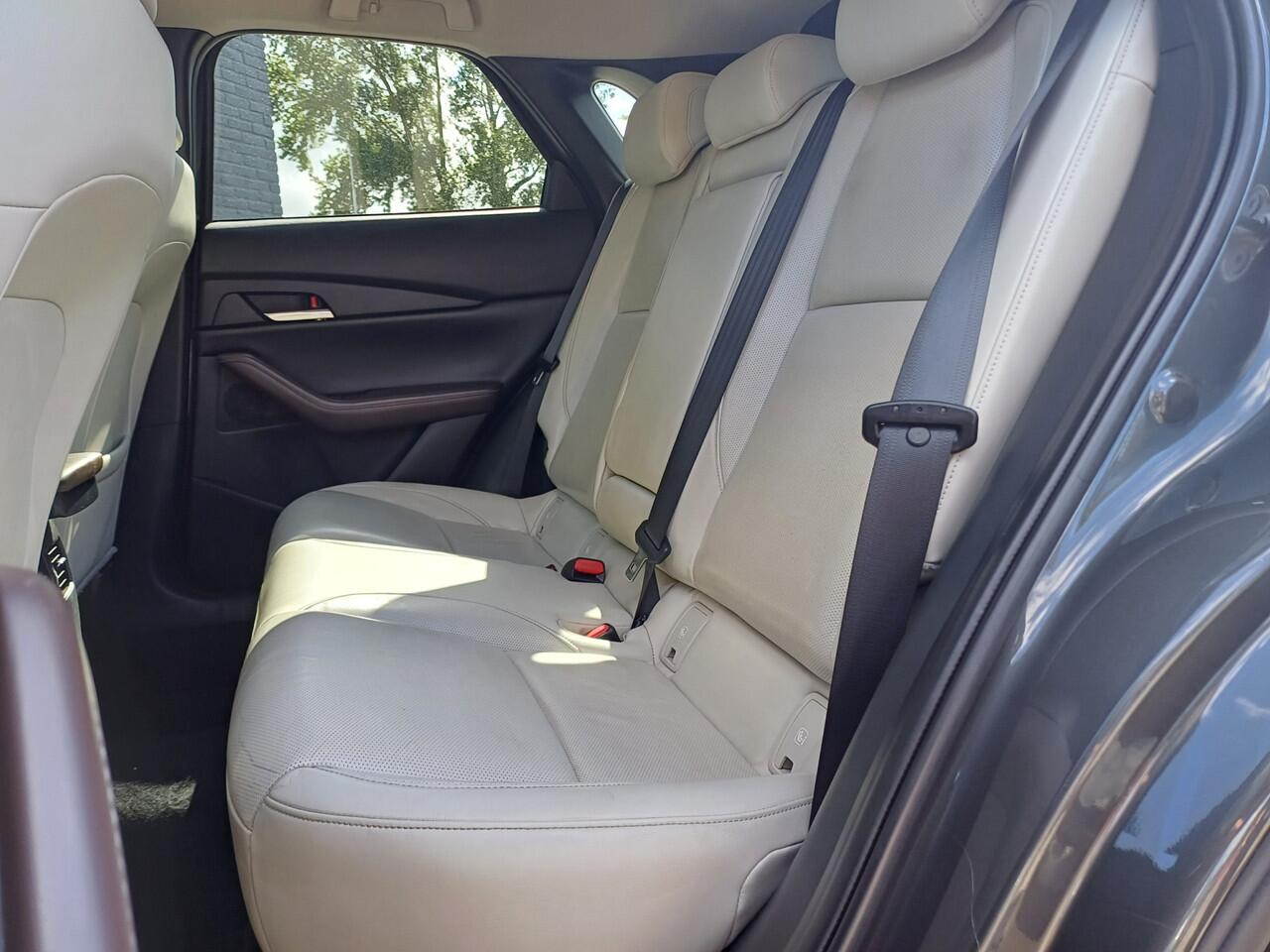 Mazda CX-30 2.0 e-SkyActiv-X M Hybrid Luxury | BOSE AUDIO | CRUISECONTROL | STOEL/STUUR VERWARMING | Wij bieden ook financiering mogelijkheden aan.