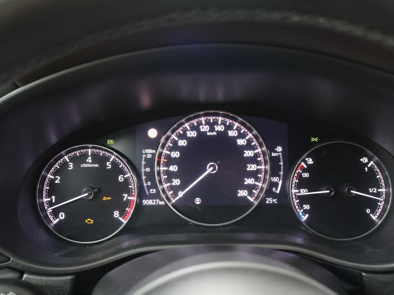 Mazda CX-30 2.0 e-SkyActiv-X M Hybrid Luxury | 180 PK | Trekhaak afneembaar | Lederen bekleding | Navigatiesysteem | Head-up display |