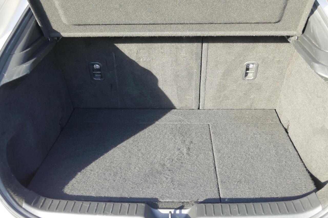 Mazda CX-30 2.0 e-SkyActiv-X M Hybrid Homura | Apple carplay | Climate control | Camera | rijklaarprijs