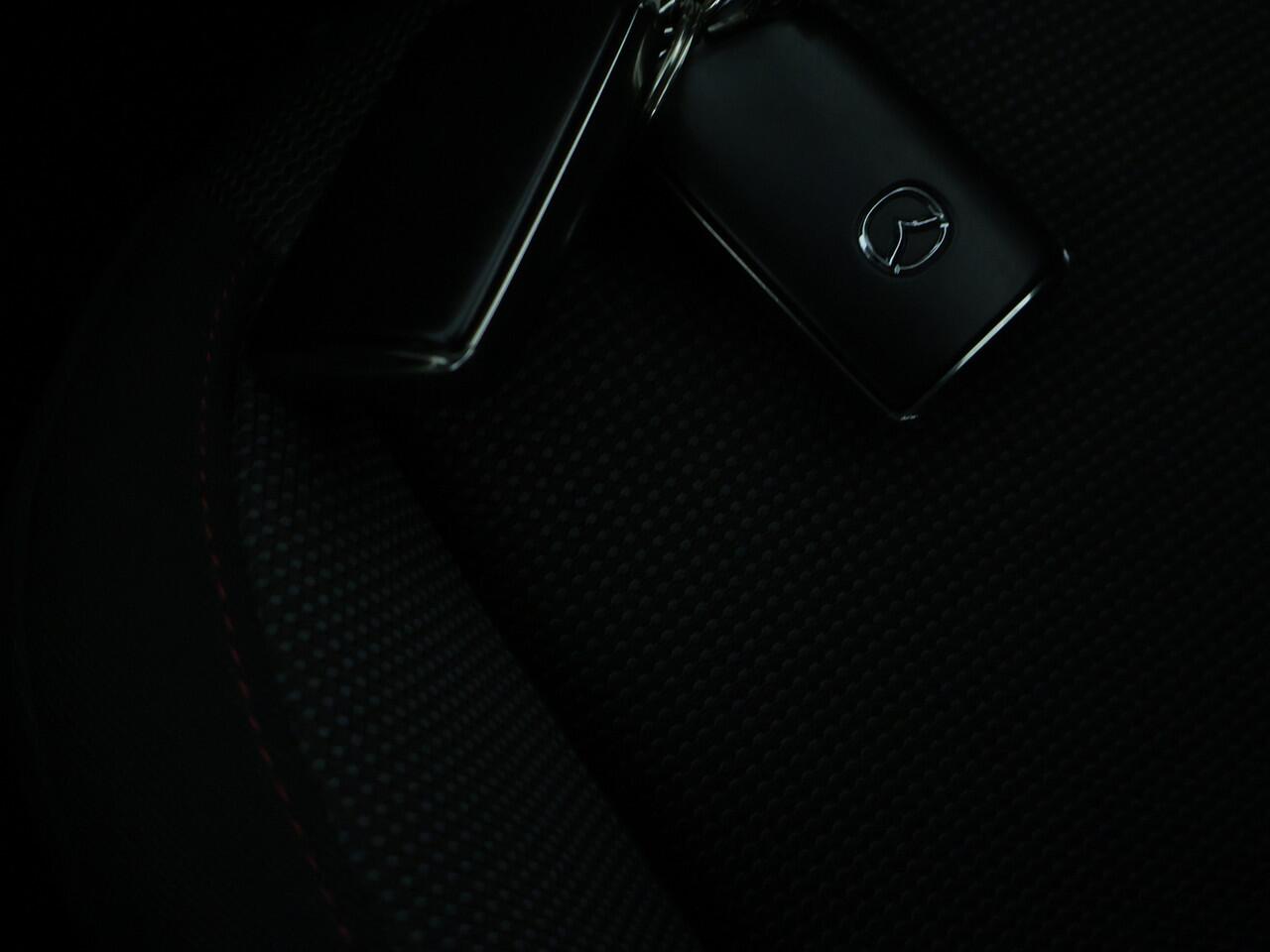 Mazda CX-30 2.0 e-SkyActiv-G M Hybrid Homura automaat Camera | Carplay |