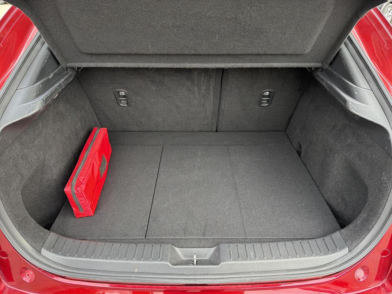 Mazda CX-30 2.0 e-SkyActiv-X M Hybrid Luxury | 360 camera | BOSE audio | Elektrische achterklep |