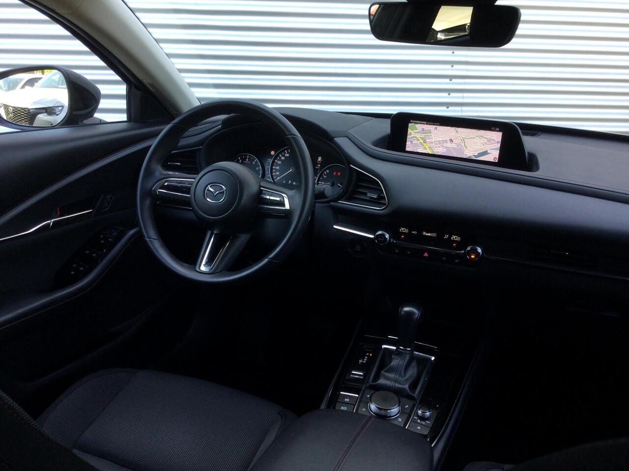 Mazda CX-30 2.0 e-SkyActiv-G M Hybrid Sportive | Trekhaak | Camera | LED |