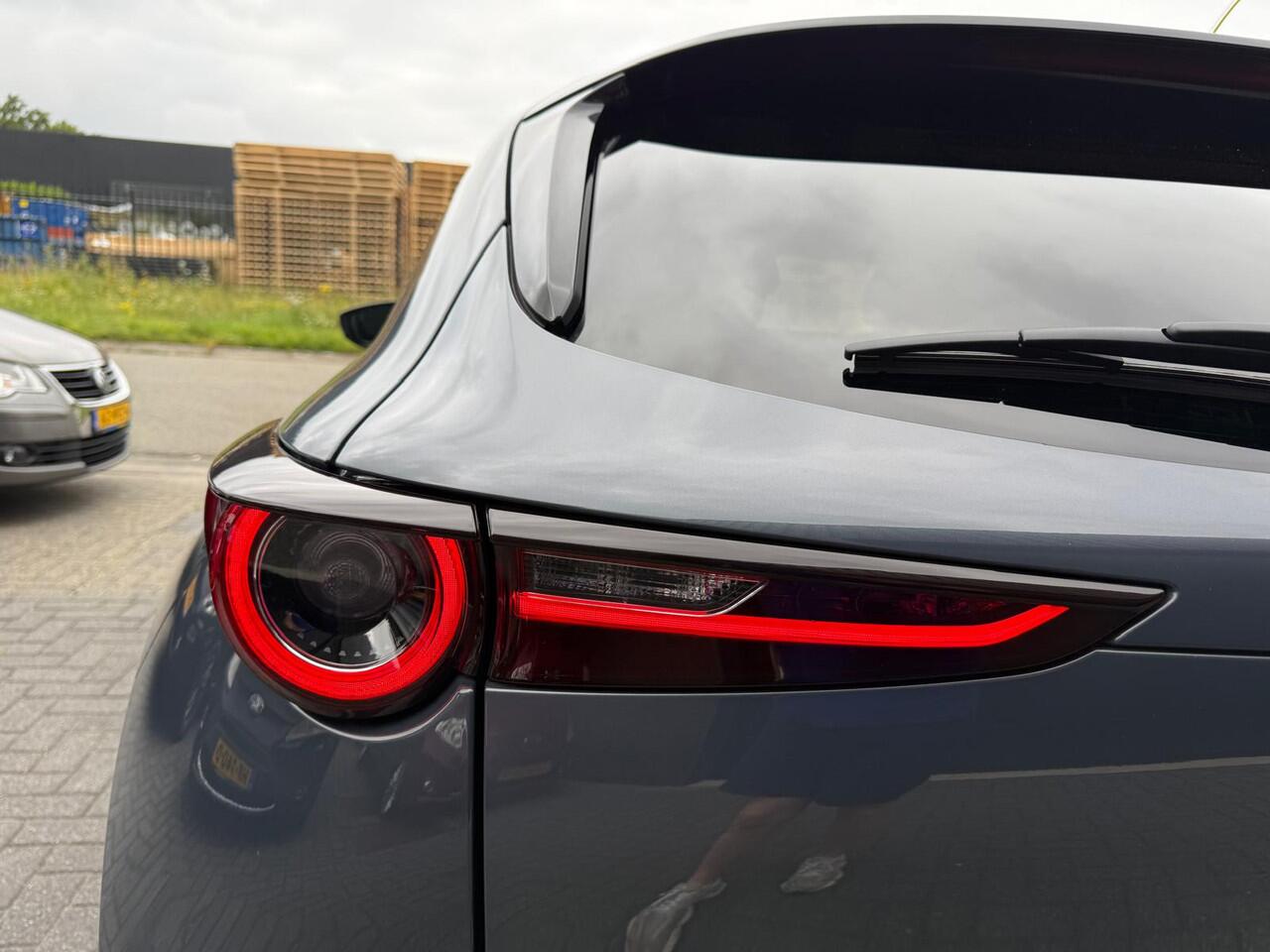 Mazda CX-30 2.0 e-SkyActiv-G M Hybrid | 1E EIGENAAR | 12MND GARANTIE | CRUISE | DAB | BOSE | NAVI | CARPLAY | LMV | HEAD-UP |