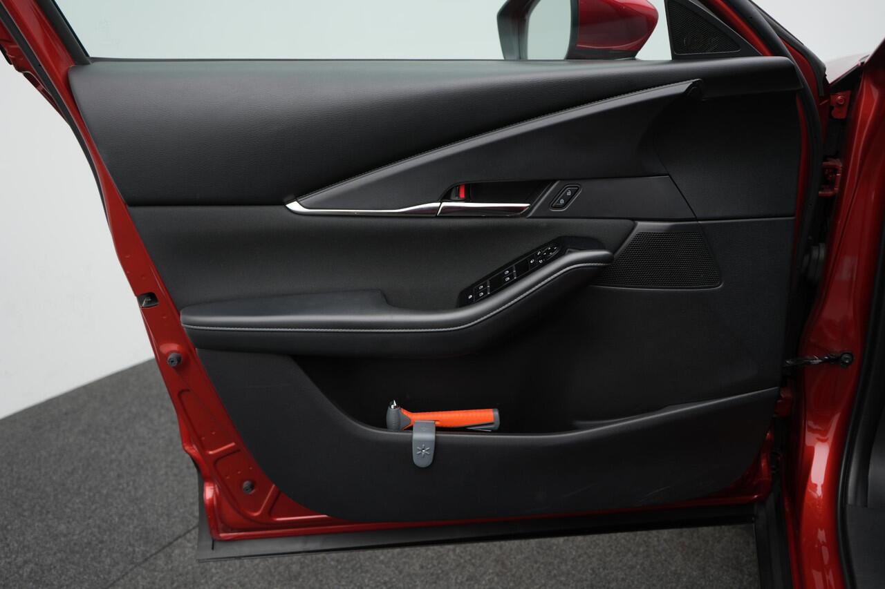 Mazda CX-30 2.0 e-SkyActiv-X Comfort : dealer onderhouden