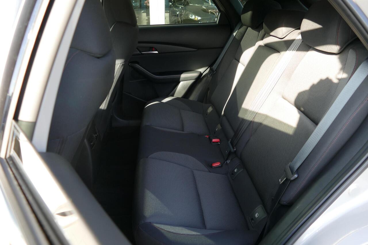 Mazda CX-30 2.0 e-SkyActiv-X M Hybrid Homura | Apple carplay | Climate control | Camera | rijklaarprijs