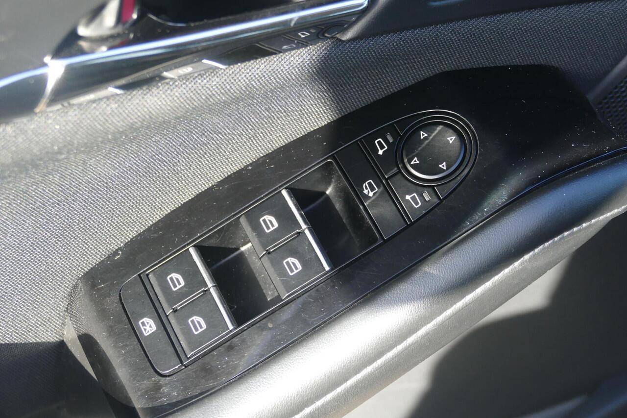 Mazda CX-30 2.0 e-SkyActiv-G M Hybrid Sportive | Camera | Apple Carplay | Navi | RIJKLAARPRIJS!