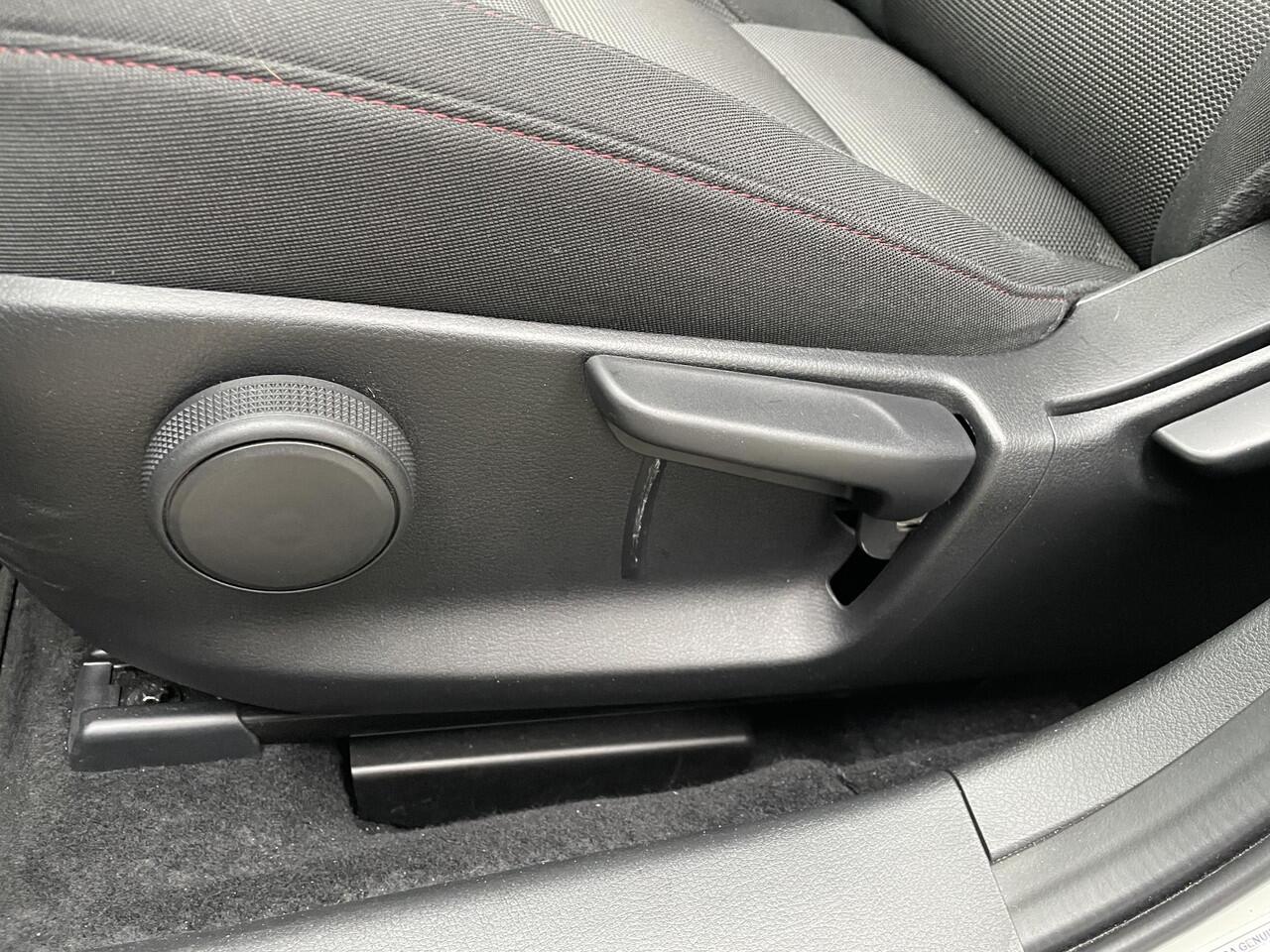 Mazda CX-30 2.0 e-SkyActiv-X M Hybrid Homura All-Wheel-Drive / BTW auto / Garantie t/m 02-2030 / Huidige nieuwprijs ¤48.835,-