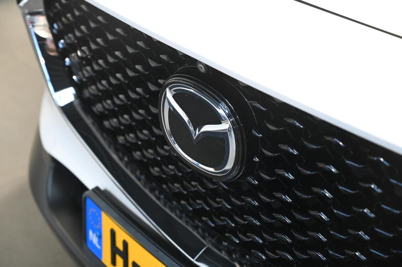Mazda CX-30 e-SkyActiv-X 180 6MT Luxury met I-activsense *Dealeronderhouden* *All-in prijs*