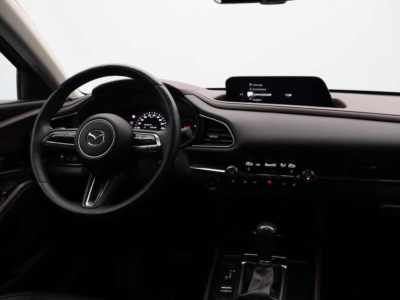 Mazda CX-30 2.0 e-SkyActiv-X M Hybrid Luxury | Bose Audio| Stuur en Stoelverwarming | Lederen Bekleding | Keyless Entry |