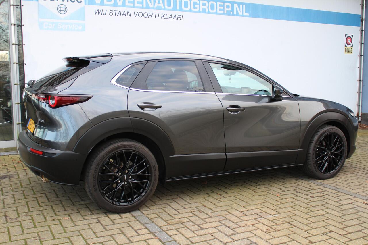 Mazda CX-30 2.0 e-SkyActiv-X M Hybrid Comfort | Incl. 12 maanden Garantie | 360* Camera | Adaptive cruise controle | Lane assist | Stoel/Stuur verwarming | Elektrische kofferbakklep | Dodenhoeksensoren | Keyless start | Head-Up Display | Parkeersensoren V+A | Climate