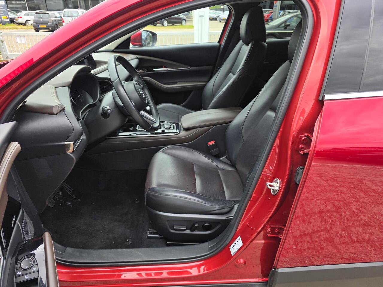 Mazda CX-30 2.0 e-SkyActiv-X M Hybrid Luxury | Stoelgeheugen | Stoelverwarming en stuurverwarming | Achteruitrijcamera | Bose | Elektrische achterklep | Full Led |