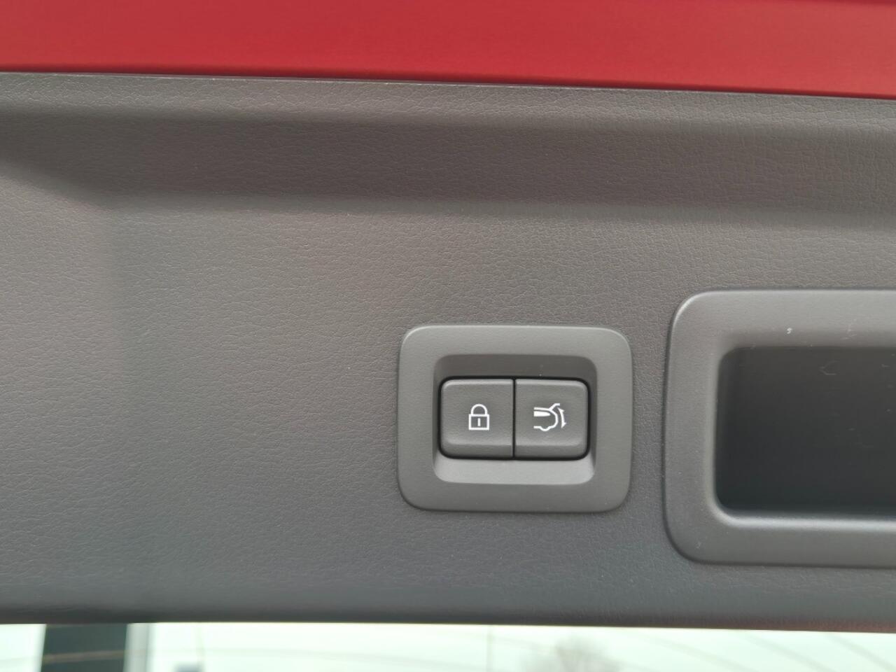 Mazda CX-30 E- SKYACTIV- G 2.5 140 6MT M-HYBRID HOMURA / â¬3000 VOORDEEL/ DEMO