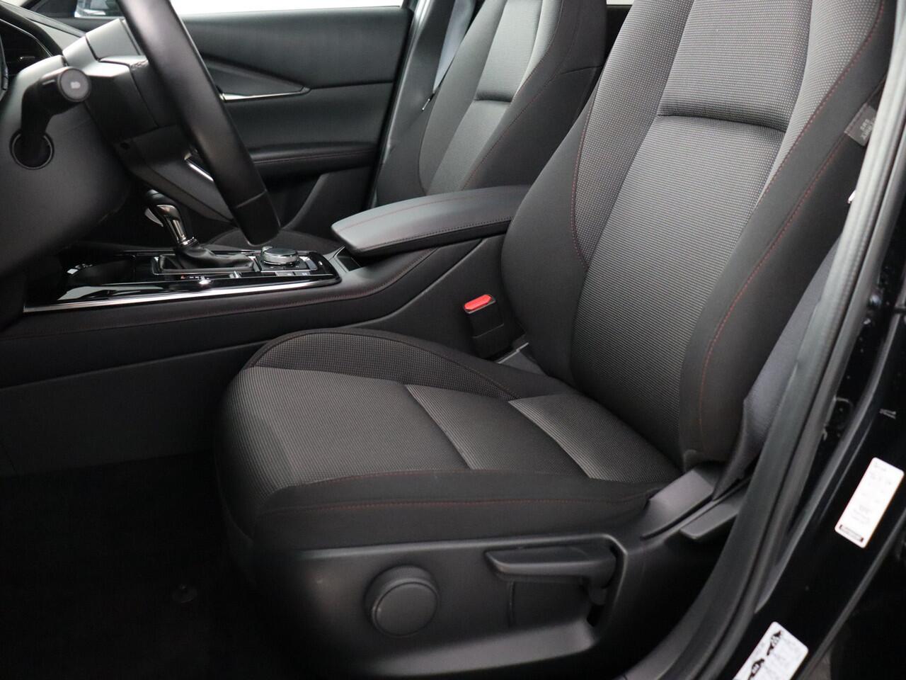 Mazda CX-30 2.5 e-SkyActiv-G M Homura (Navi / Camera / Head Up / Carplay)