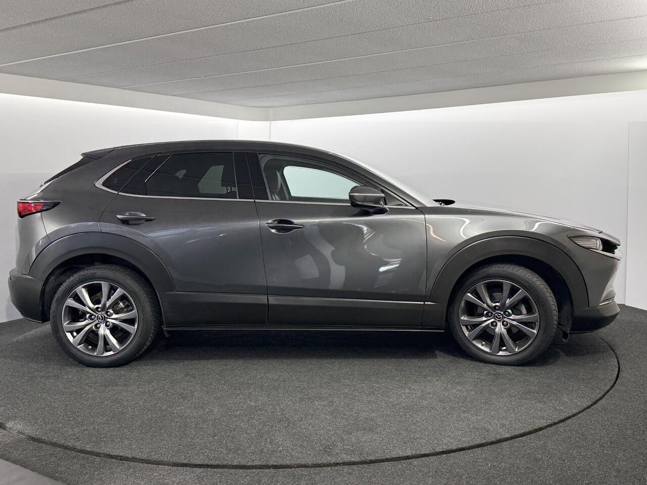 Mazda CX-30 2.0 e-SkyActiv-X M Hybrid Luxury / NL auto / Voll. historie / Leder / Navi / Bose