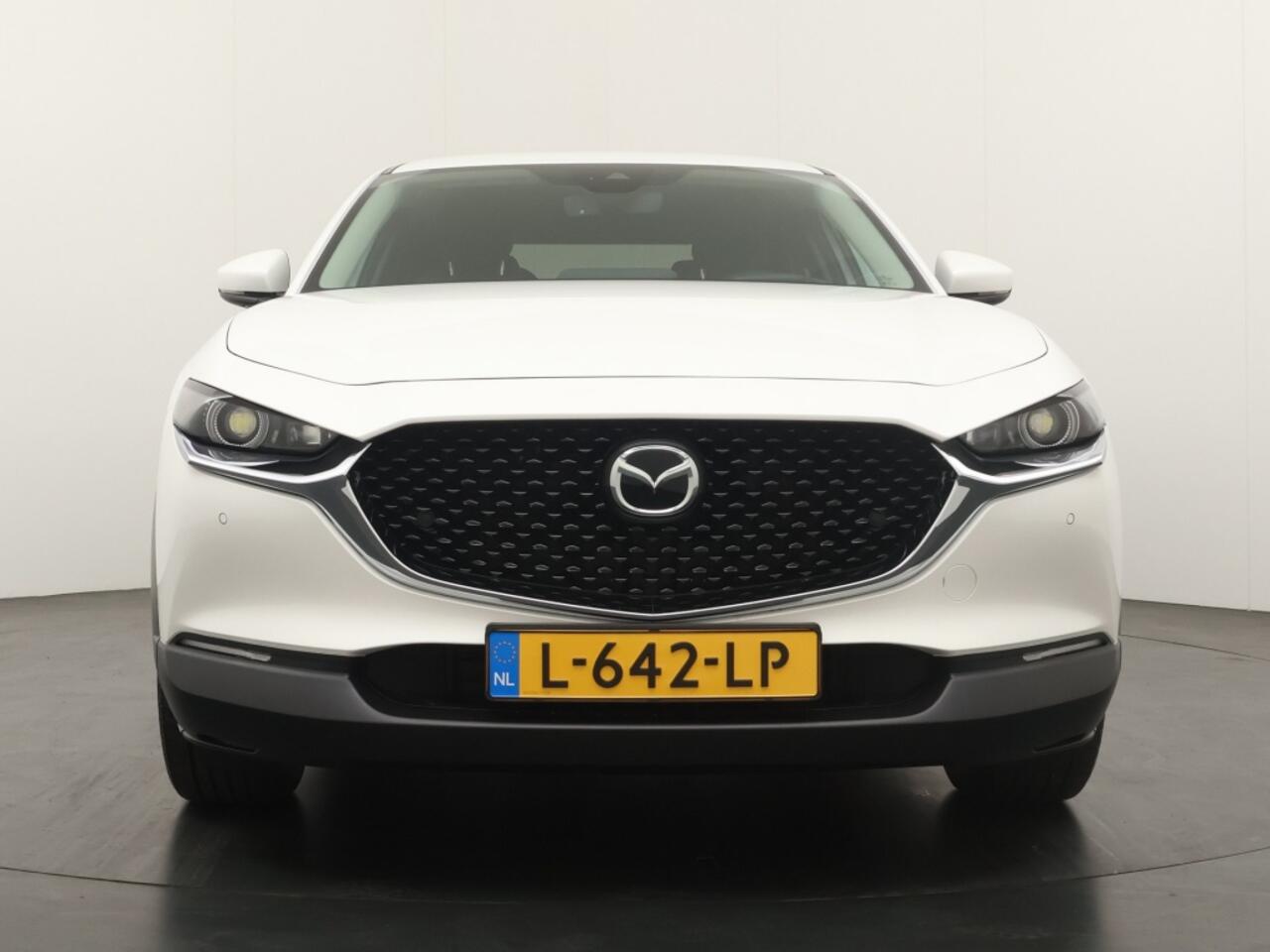 Mazda CX-30 Skyactiv-X 186 Sportive/18"/Bose/Electr. a klep