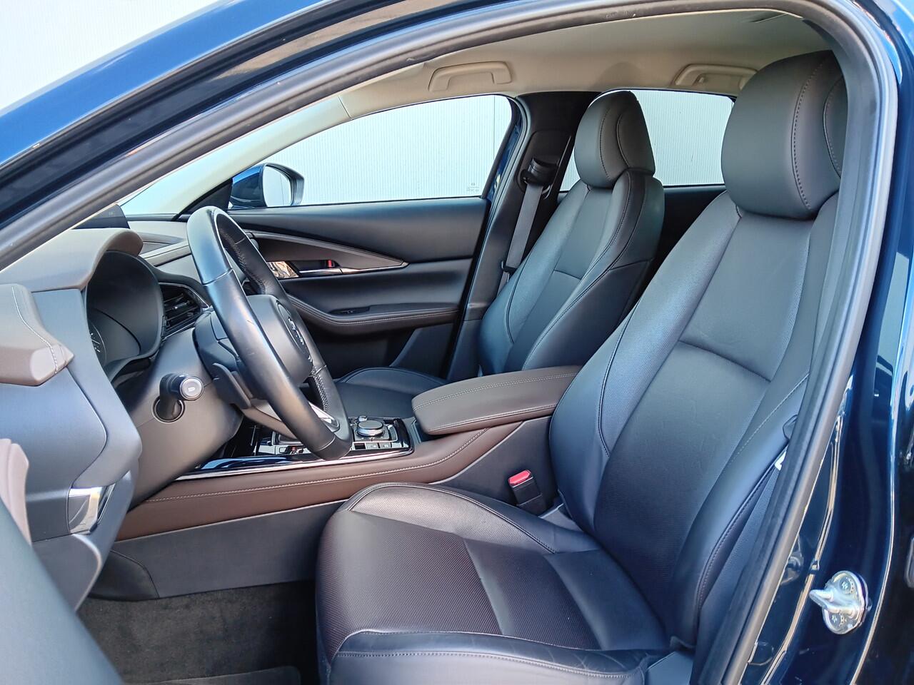 Mazda CX-30 2.0 e-SkyActiv M Hybrid 150PK Luxury AUTOMAAT, Leder, Navi, Clima, Head-up, etc. incl. 12 MND BOVAGGARANTIE