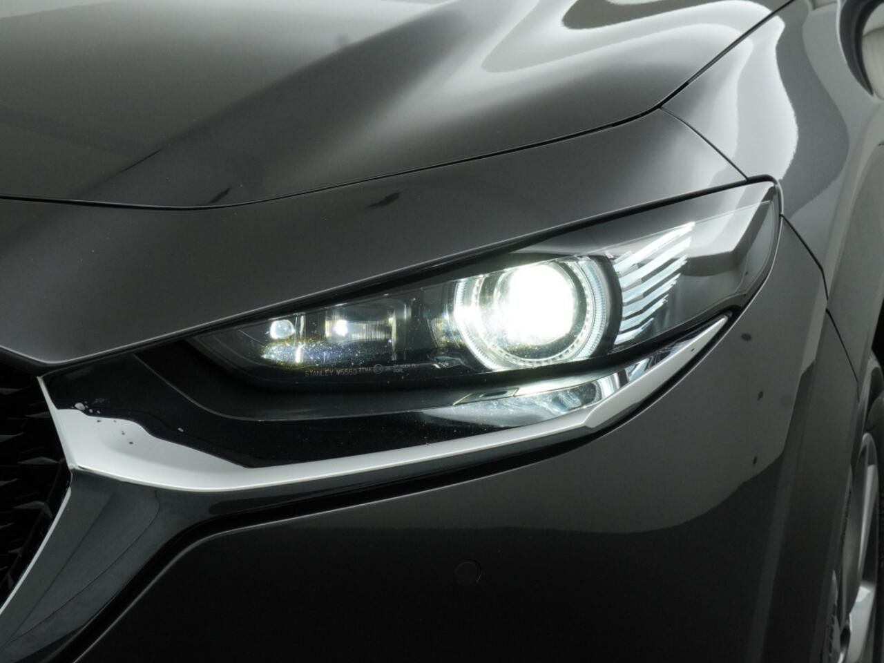 Mazda CX-30 SKYACTIV-X 180 Luxury | Leer | volledig dealer onderhouden