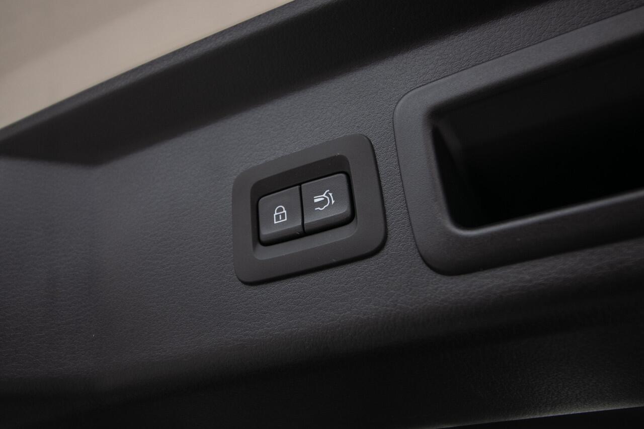 Mazda CX-30 2.0 e-SkyActiv-G M Hybrid Nagisa - Bose sound systeem | elec.verst stoelen