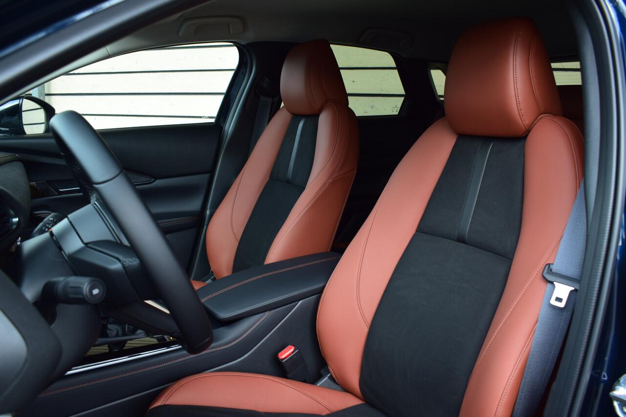 Mazda CX-30 2.0 e-SkyActiv-X M Hybrid Nagisa - ¤ 4.435.- korting