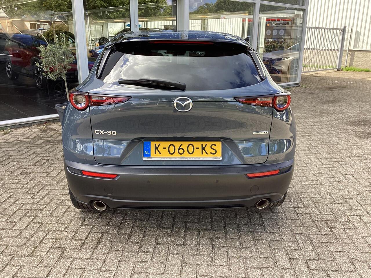 Mazda CX-30 2.0 e-SkyActiv-X M Hybrid Luxury 1e Eig., NL-Auto, Dealer Ondh., Navigatie, Bose, Apple Carplay/ Android Auto, Leer, Camera 360, Parkeerhulp, Electr-A.klep, Cruise Controle Add., Stuur & Stoel verwarm., Keyless.