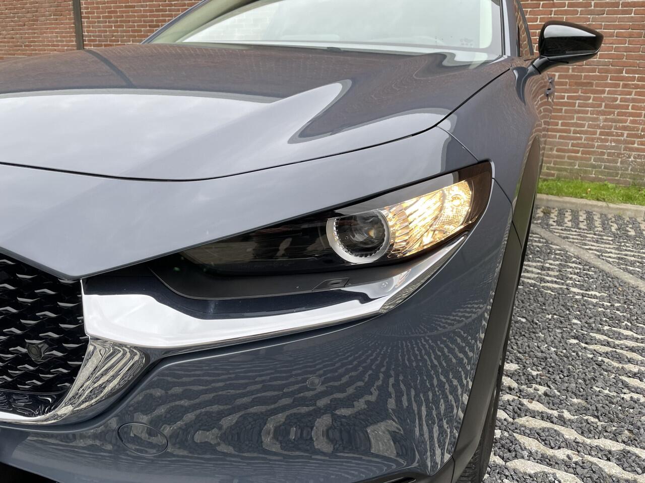 Mazda CX-30 2.0 e-SkyActiv-X 186 M Hybrid Homura | TREKHAAK | APPLE CARPLAY | 18-INCH LMV