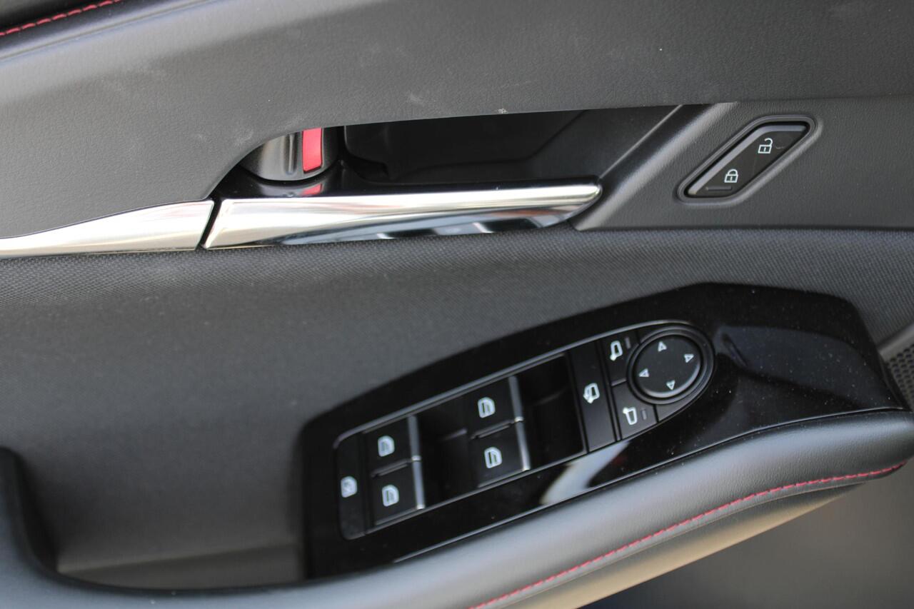 Mazda CX-30 2.0 e-SkyActiv-X 186 M Hybrid Homura , Demovoordeel ¤ 4.800,-, Automaat, Navi, Adap.Cruise, Clima, Apple Carplay, Camera, PDC, HUD, Stoelverwarming, 18" LMV