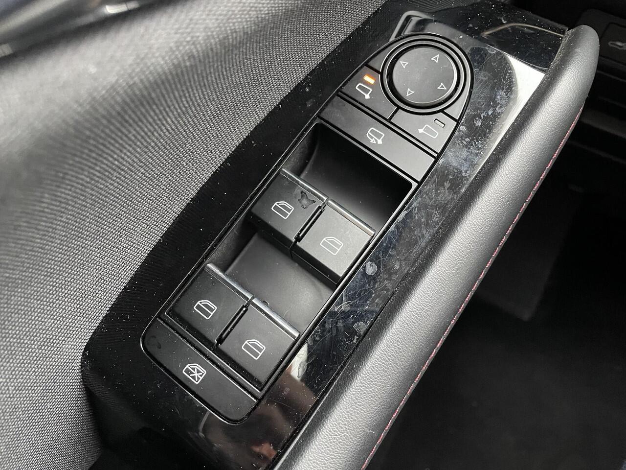 Mazda CX-30 2.0 e-SkyActiv-X M Hybrid Homura All-Wheel-Drive / BTW auto / Garantie t/m 02-2030 / Huidige nieuwprijs ¤48.835,-