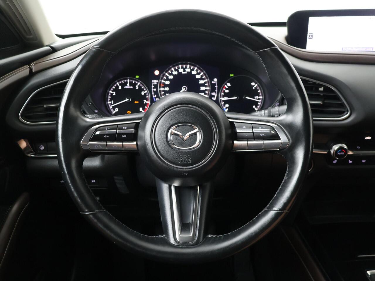 Mazda CX-30 2.0 e-SkyActiv-X M Hybrid Luxury | 180 PK | Trekhaak afneembaar | Lederen bekleding | Navigatiesysteem | Head-up display |