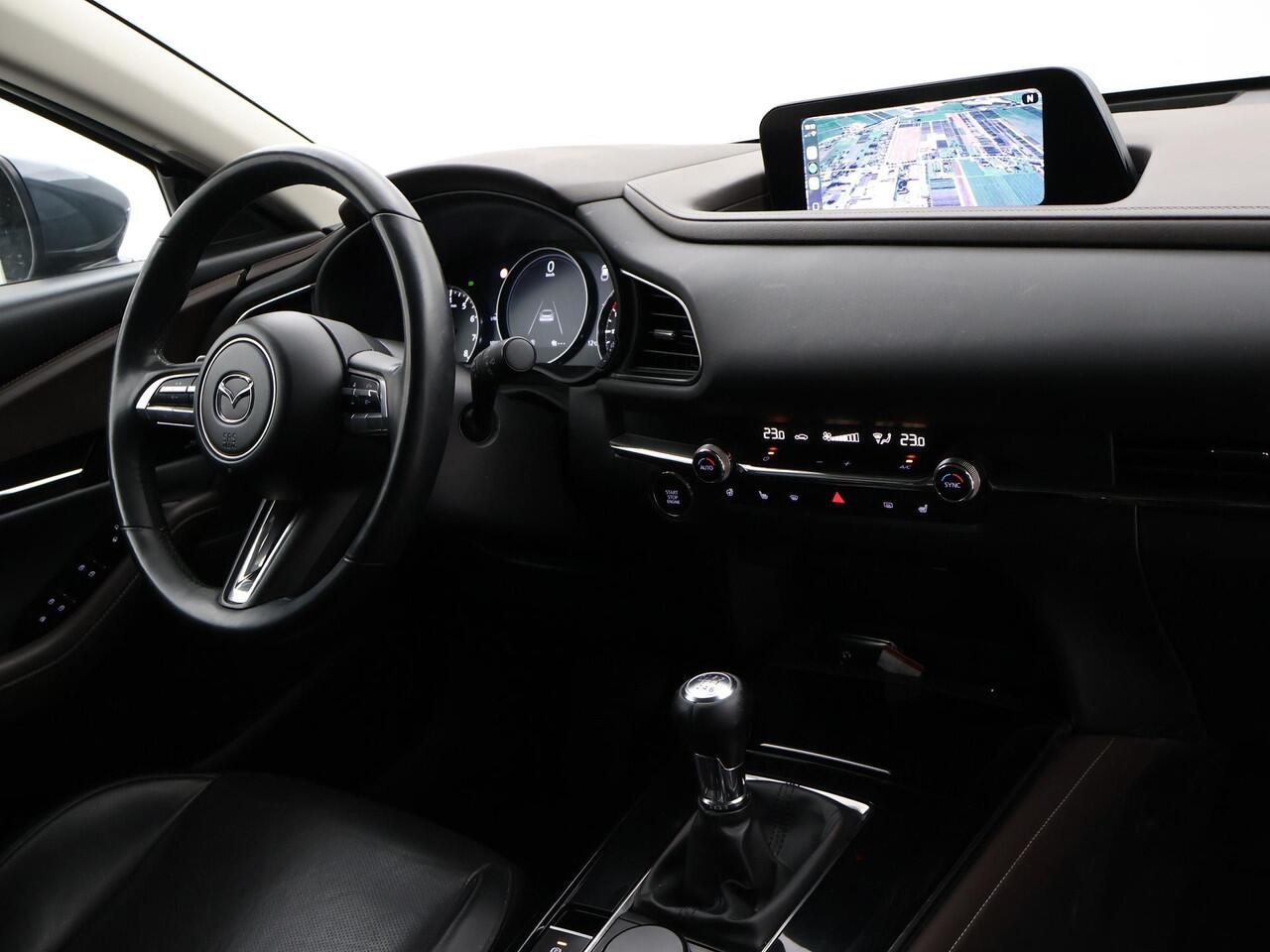 Mazda CX-30 2.0 e-SkyActiv-X M 180 PK HYBRID LUXURY + BOSE | TREKHAAK | LEDER | ADAPTIVE CRUISE | CAMERA