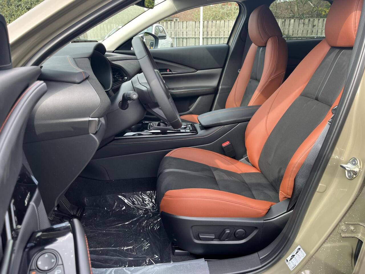 Mazda CX-30 2.5 e-SkyActiv-G M Hybrid Nagisa | Half leder | Navigatie | BOSE Audio | Elektrische achterklep