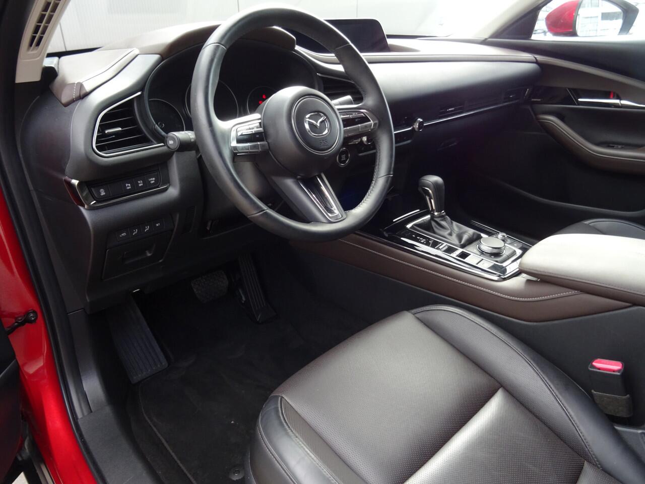 Mazda CX-30 2.0 e-SkyActiv-X M Hybrid Luxury * LAGE KM * LEER * HEAD-UP !!