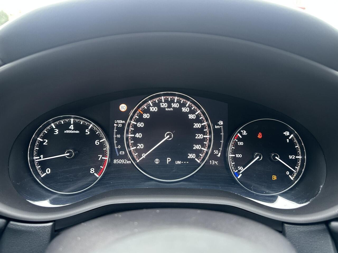 Mazda CX-30 2.0 e-SkyActiv-G M Hybrid Comfort | PARKEER SENSOREN VOOR EN ACHTER | ACHTERUITRIJ CAMERA | HEADUP DISPLAY |