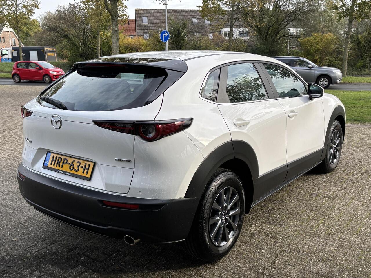 Mazda CX-30 2.5 e-SkyActiv-G M Hybrid Prime-line Navigatie, Apple Carplay / Android Auto, A.Rij-Camera, Cruise Controle Add, Airco, Middenarmsteun, Lichtmetaal.