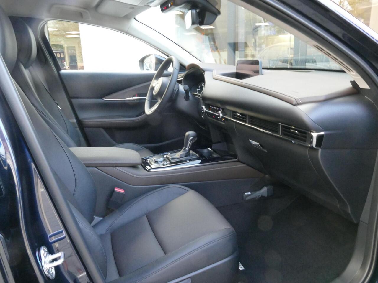 Mazda CX-30 2.0 e-SkyActiv-X M Hybrid Takumi | Aero Pack | Bronze Velgen | Shadowline Pack | RIJKLAAPRIJS!