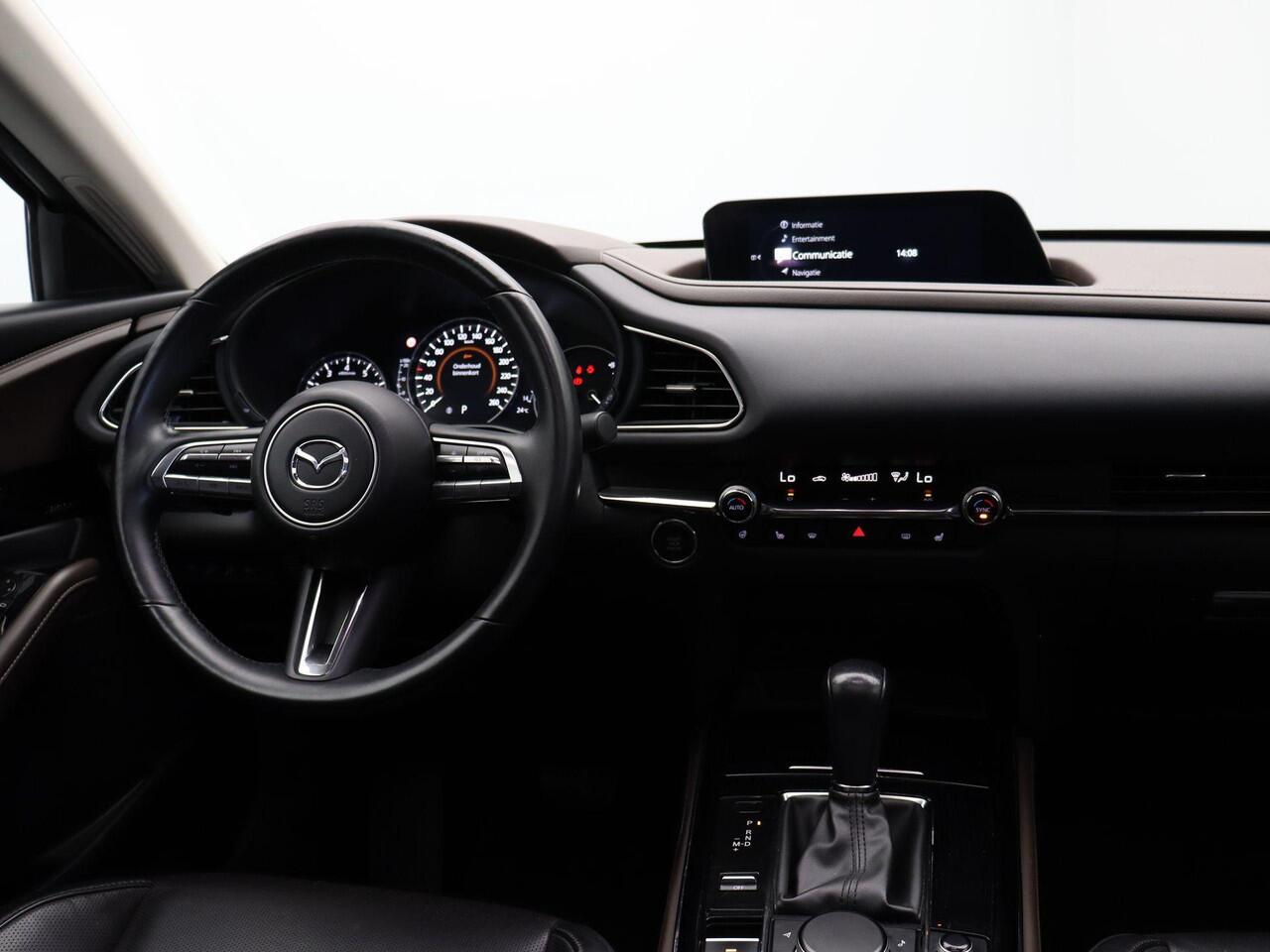 Mazda CX-30 2.0 e-SkyActiv-X M Hybrid Luxury | Stuur en Stoelverwarming | Head-up Display | Keyless Entry | Elektrische Achterklep |